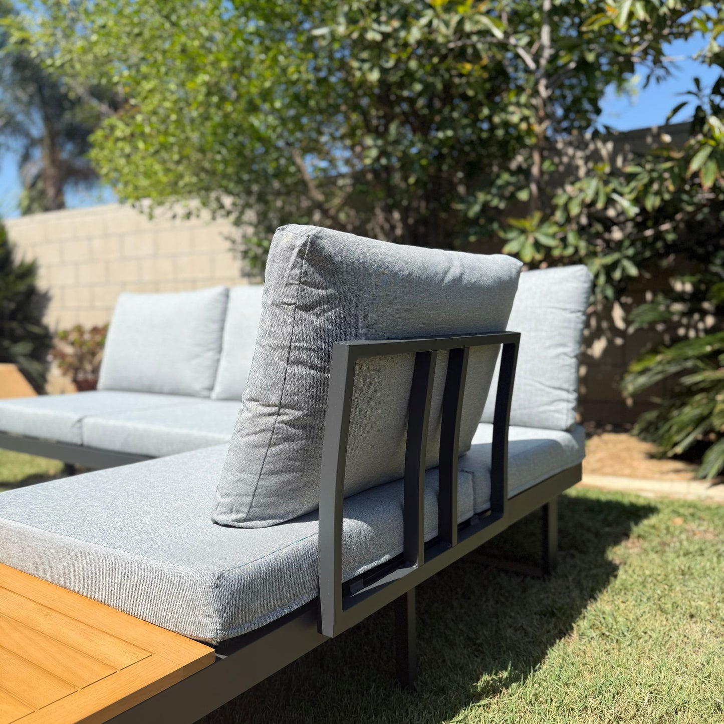 Outdoor Acacia Wood Sectional Sofa Set with Cushions & Side Table – Seats 4