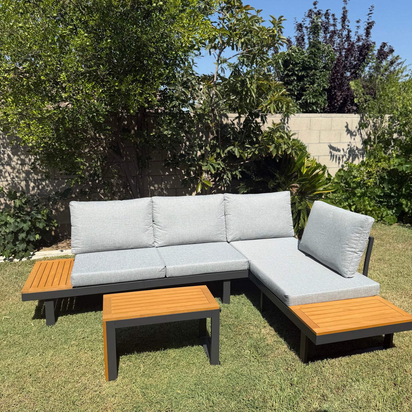 Outdoor Acacia Wood Sectional Sofa Set with Cushions & Side Table – Seats 4