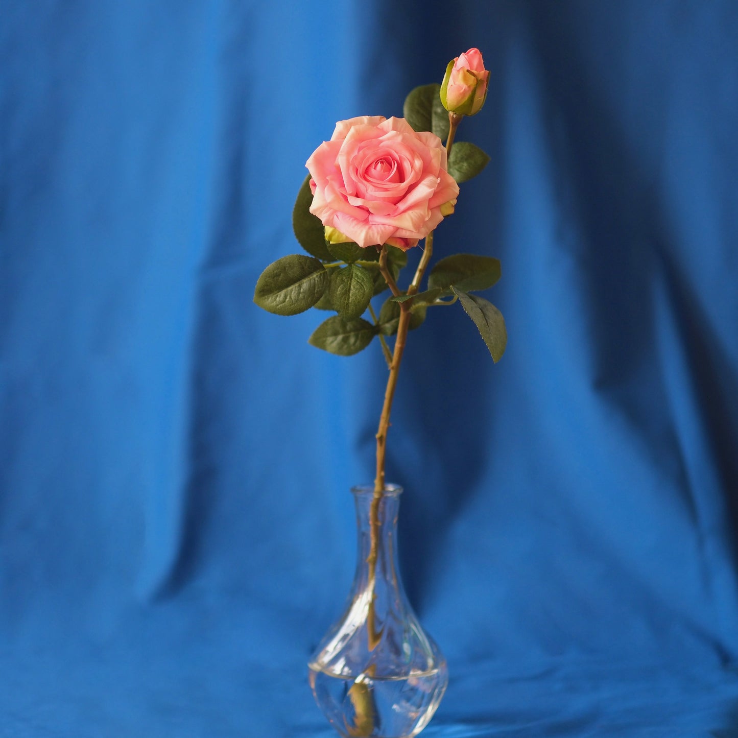 Double-head Curled Edge Rose